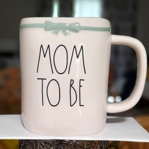 Rae Dunn mom to be mug